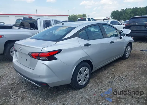 2022 Nissan Versa 1.6 S Xtronic Cvt z USA, uszkodzony, nr VIN 3N1CN8DV2NL833329